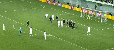 皇马1-0，阿拉巴