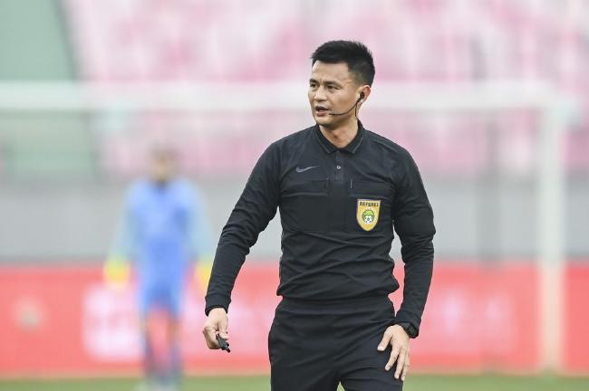 本场主裁判李海新