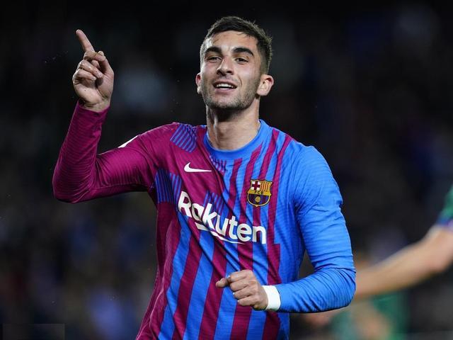 再遇伯乐！6500万先生梅开二度引领巴萨大胜 哈维用信任带他出泥潭