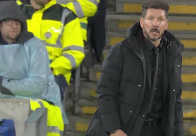 1-0！德布劳内破门，曼城送马竞欧冠耻辱纪录，瓜迪奥拉忘情庆祝