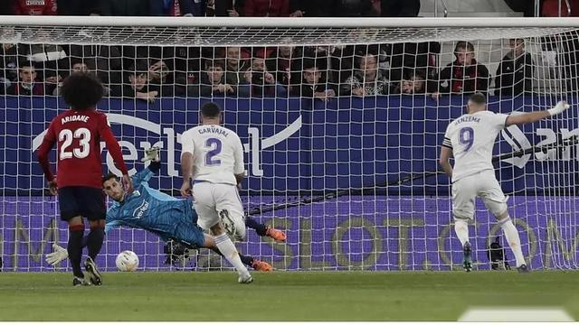 3-1！皇马最快下轮夺冠，本泽马7分钟罚丢2个点球，创耻辱数据