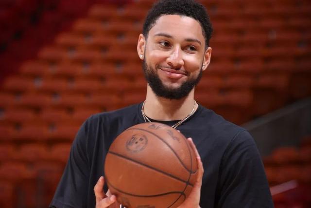 下半场17投1中！杜兰特欧文一起拉胯！篮网0比2命悬一线