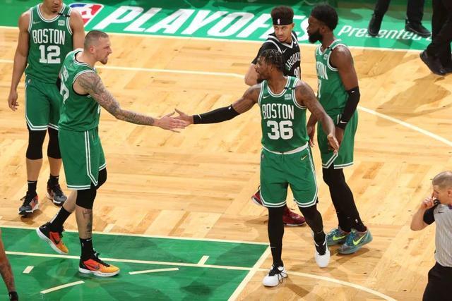 下半场17投1中！杜兰特欧文一起拉胯！篮网0比2命悬一线