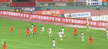 贾德松脚后跟破门